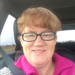 Meet your Posher, Lacy